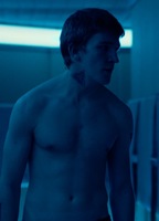 Ewan Mitchell