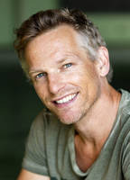 Barry Atsma