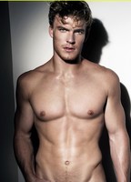 Alan Ritchson