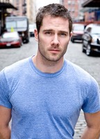Luke Macfarlane