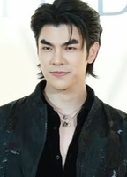 Phakphum Romsaithong