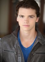 Joel Courtney