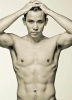 Conrad Ricamora