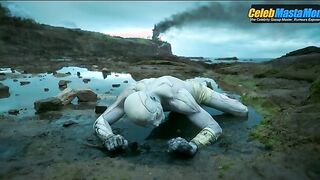 JACOB ELORDI NUDE/SEXY SCENE IN FRANKENSTEIN