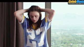 JACOB ELORDI NUDE/SEXY SCENE IN THE KISSING BOOTH