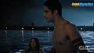 TYLER POSEY NUDE/SEXY SCREENSHOT 4 IN JANE THE VIRGIN