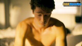 PATRICK SCHWARZENEGGER AND SAM NIVOLA NUDE/SEXY SCREENSHOT 3 IN THE WHITE LOTUS