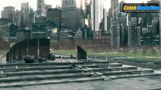 HENRY CAVILL NUDE/SEXY SCREENSHOT 2 IN JUSTICE LEAGUE