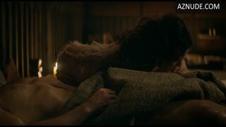 HENRY CAVILL NUDE/SEXY SCENE IN THE WITCHER