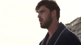 MICHELE MORRONE NUDE/SEXY SCENE IN SIRENS
