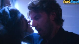 ADAM DEMOS NUDE/SEXY SCENE IN SEX/LIFE