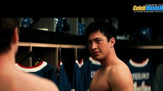 HUDSON WILLIAMS AND CONNOR STORRIE NUDE/SEXY SCREENSHOT 4 IN HEATED RIVALRY