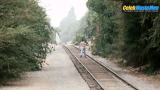BEN AFFLECK NUDE/SEXY SCENE IN GLORY DAZE