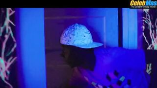 DAVE FRANCO NUDE/SEXY SCENE IN NEIGHBORS
