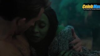 JONATHAN BAILEY NUDE/SEXY SCENE IN WICKED FOR GOOD