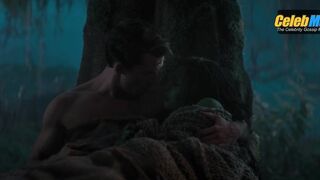 JONATHAN BAILEY NUDE/SEXY SCENE IN WICKED FOR GOOD