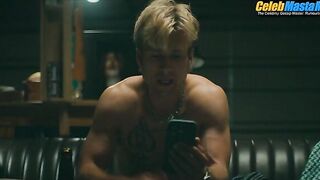 GLEN POWELL NUDE/SEXY SCENE IN CHAD POWERS