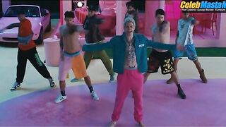 PETE DAVIDSON NUDE/SEXY SCREENSHOT 3 IN SATURDAY NIGHT LIVE