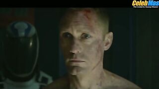 ALEXANDER SKARSGARD NUDE/SEXY SCREENSHOT 3 IN MURDERBOT