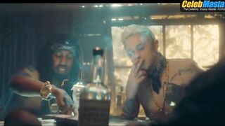 PETE DAVIDSON AND CHRIS REDD NUDE/SEXY SCENE IN SATURDAY NIGHT LIVE