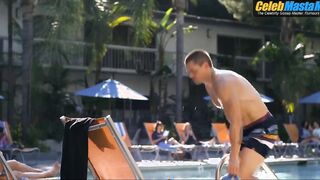 STEVE HOWEY NUDE/SEXY SCENE IN DEAD TO ME