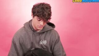 NOAH CENTINEO NUDE/SEXY SCREENSHOT 3