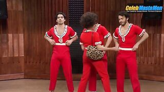 JOE JONAS AND KEVIN JONAS AND NICK JONAS NUDE/SEXY SCENE IN SATURDAY NIGHT LIVE