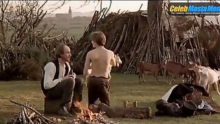 LEONARDO DICAPRIO NUDE/SEXY SCENE IN TOTAL ECLIPSE
