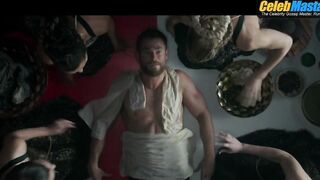 CHRIS HEMSWORTH NUDE/SEXY SCREENSHOT 2 IN THOR RAGNAROK