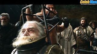 CHRIS HEMSWORTH NUDE/SEXY SCREENSHOT 2 IN FURIOSA A MAD MAX SAGA