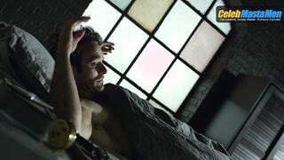 CHARLIE COX NUDE/SEXY SCENE IN DAREDEVIL
