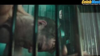 RYAN REYNOLDS NUDE/SEXY SCENE IN DEADPOOL