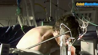CILLIAN MURPHY NUDE/SEXY SCENE IN 28 DAYS LATER...