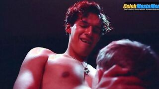 DANIEL CRAIG AND OMAR APOLLO NUDE/SEXY SCENE IN QUEER