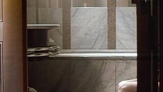 HANNS ZISCHLER NUDE/SEXY SCENE IN TATORT
