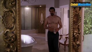 RICARDO ANTONIO CHAVIRA NUDE/SEXY SCENE IN DESPERATE HOUSEWIVES