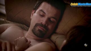 RICARDO ANTONIO CHAVIRA NUDE/SEXY SCENE IN DESPERATE HOUSEWIVES