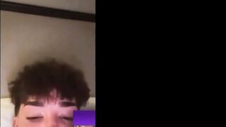 JAMES CHARLES NUDE/SEXY SCREENSHOT 1