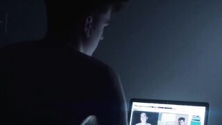 DAVID JOSEPH CRAIG NUDE/SEXY SCENE IN CAMCHAT