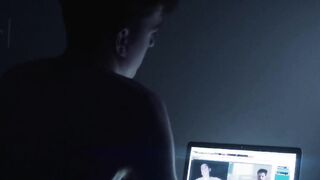 DAVID JOSEPH CRAIG NUDE/SEXY SCENE IN CAMCHAT