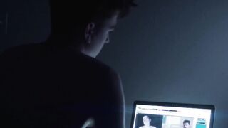 DAVID JOSEPH CRAIG NUDE/SEXY SCENE IN CAMCHAT