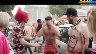 SETH ROGEN AND ZAC EFRON NUDE/SEXY SCENE IN NEIGHBORS 2 SORORITY RISING
