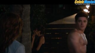 ZAC EFRON NUDE/SEXY SCENE IN MIKE DAVE NEED WEDDING DATES