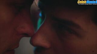 CARLOTO COTTA AND MANU RIOS NUDE/SEXY SCENE IN ELITE