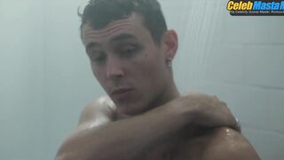MANU RIOS AND ARON PIPER NUDE/SEXY SCENE IN ELITE