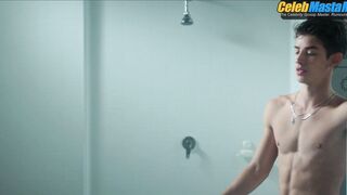 OMAR AYUSO AND ARON PIPER AND MANU RIOS NUDE/SEXY SCENE IN ELITE