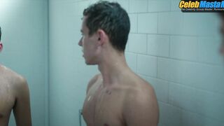 OMAR AYUSO AND ARON PIPER AND MANU RIOS NUDE/SEXY SCENE IN ELITE
