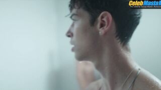 OMAR AYUSO AND ARON PIPER AND MANU RIOS NUDE/SEXY SCENE IN ELITE