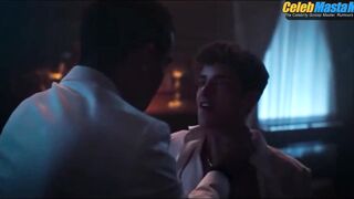 MANU RIOS AND OMAR AYUSO NUDE/SEXY SCENE IN ELITE