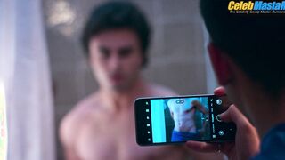 ITZAN ESCAMILLA NUDE/SEXY SCENE IN ELITE
